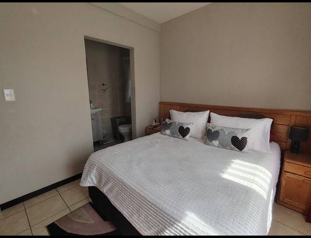 3 BEDROOM TOWNHOUSE FOR SALE IN BERGBRON